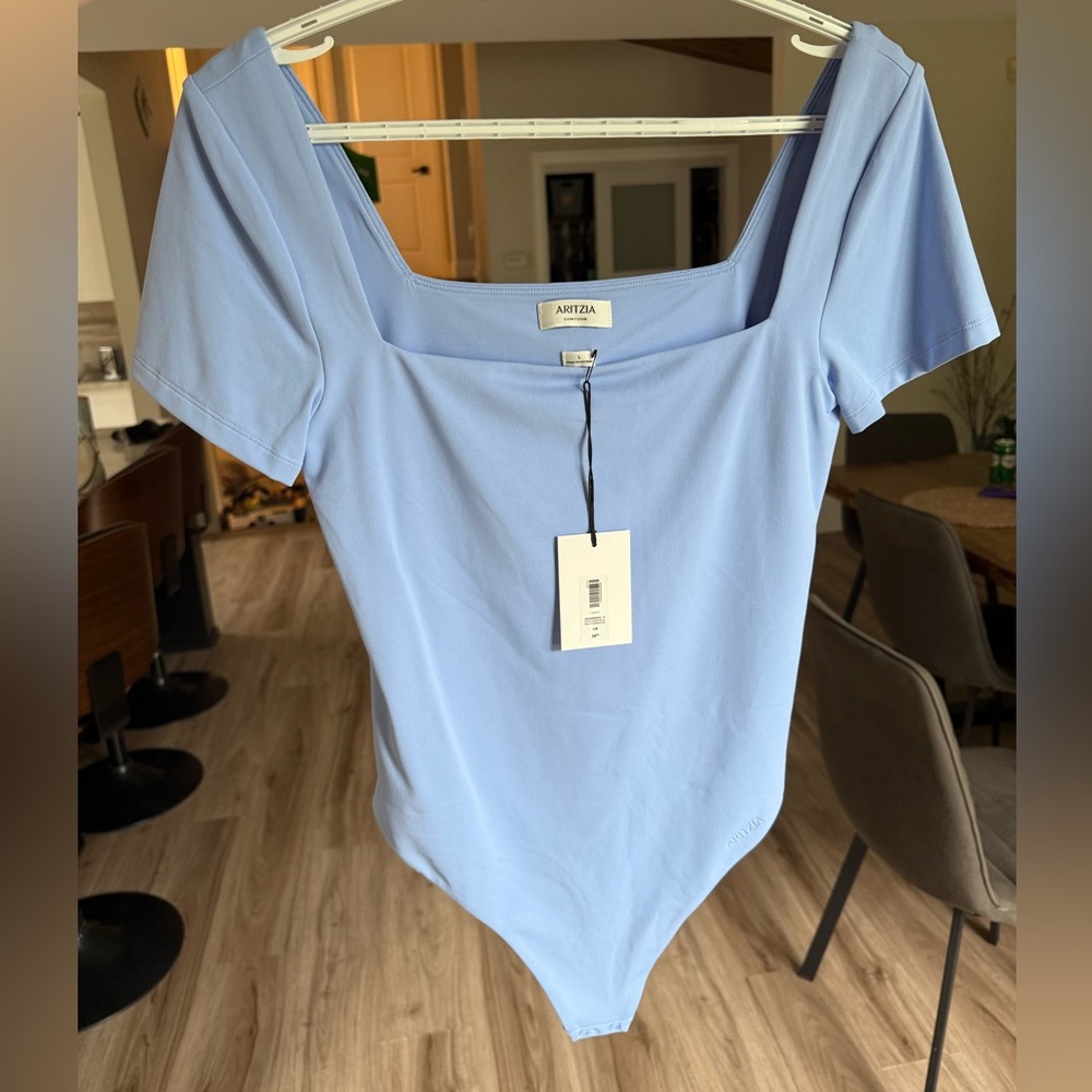 Aritzia Contour Square Neck Bodysuit